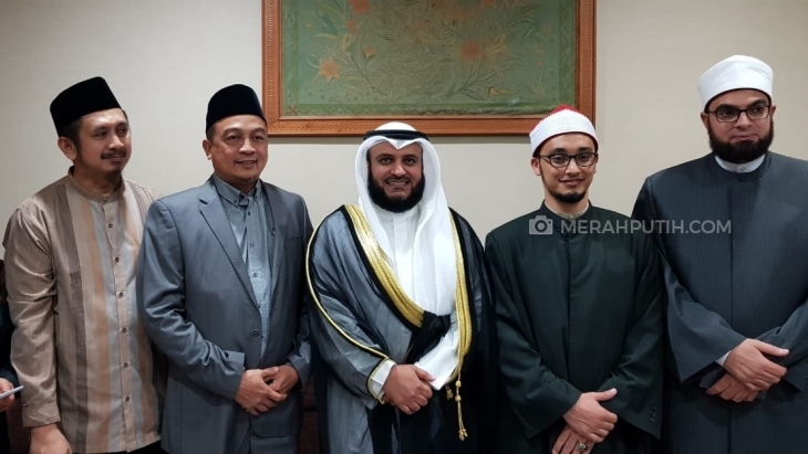 Berkat Oki Setiana Dewi, Syaikh Mishary Rasyid Akhirnya Datang ke Indonesia
