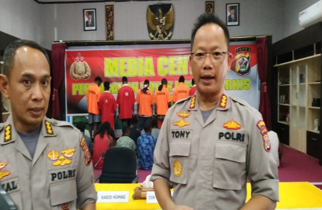 Dugaan Polisi Terkait Tewasnya Lima Pendemo di Deiyai