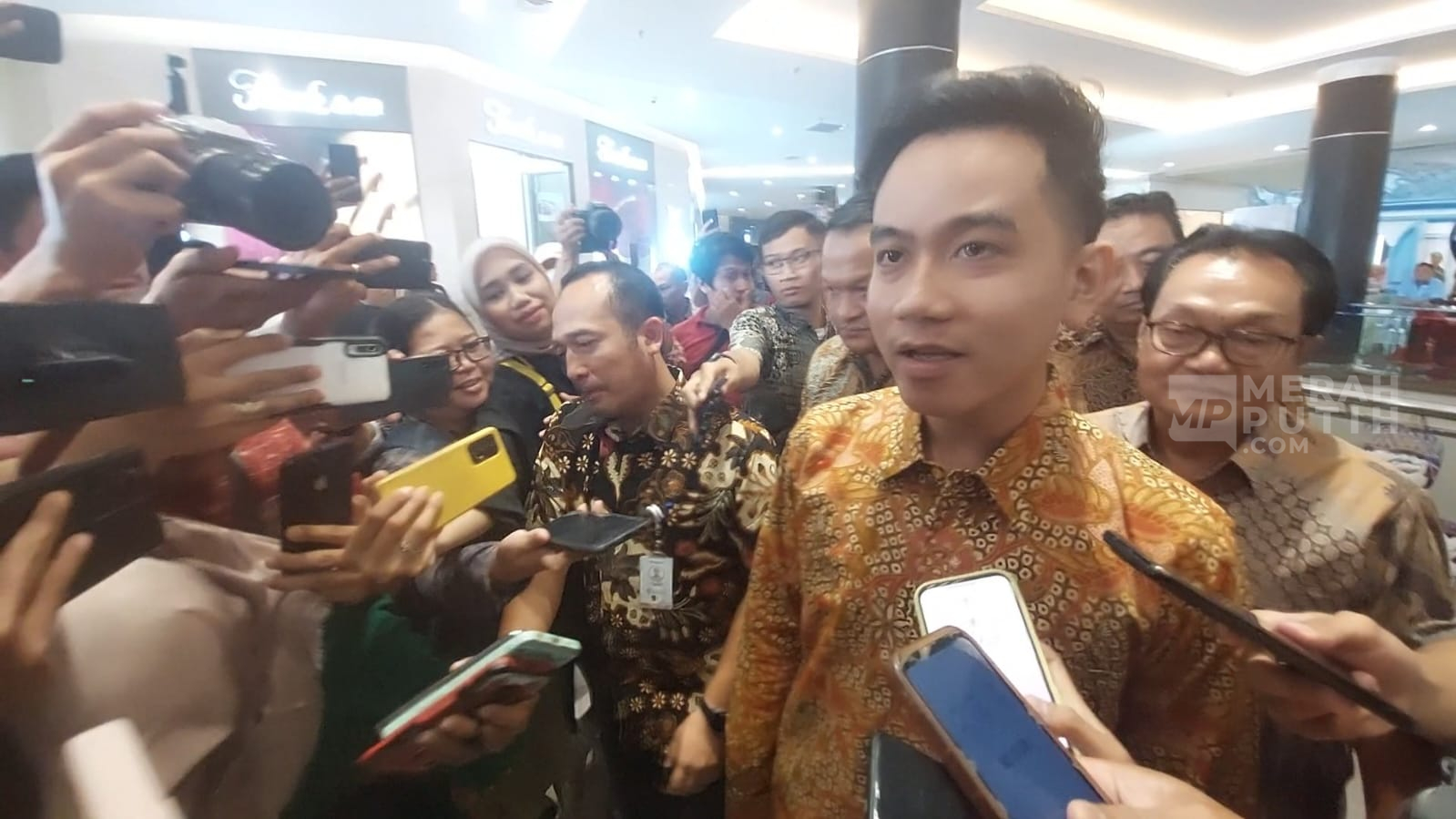 Relawan Konsolidasi Pilkada di Jateng, Gibran: Belum Ada Arahan Spesifik