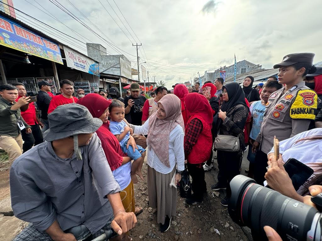Atikoh Ganjar Janji Tetap Blusukan ke Pasar Kalau Jadi Ibu Negara