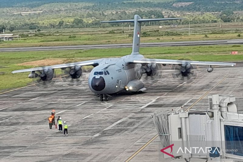 Bandara Iskandar MudaAceh Terima 18 Ton Bantuan, Distribusi Pakai Helikopter ke Daerah Terisolir