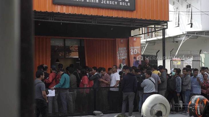 Pasca Laga Lawan Persib, Ribuan Jersey Pramusim Persis Ludes