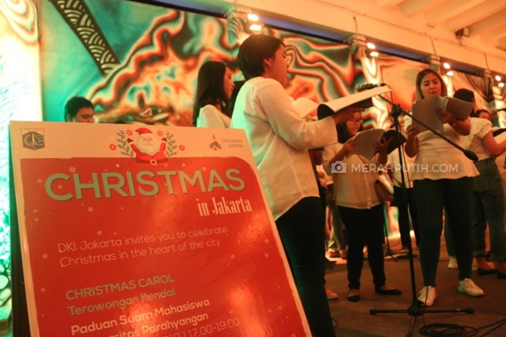 Anies Gelar Christmas Carol di 11 Titik, Warga: Bagus Jakarta Plural