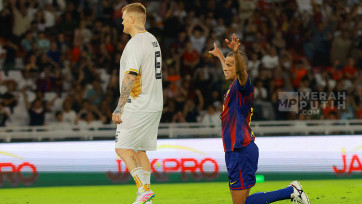 Laga Clash of Legends: Barcelona Legends Menang 3-0 atas DRX World Legends 