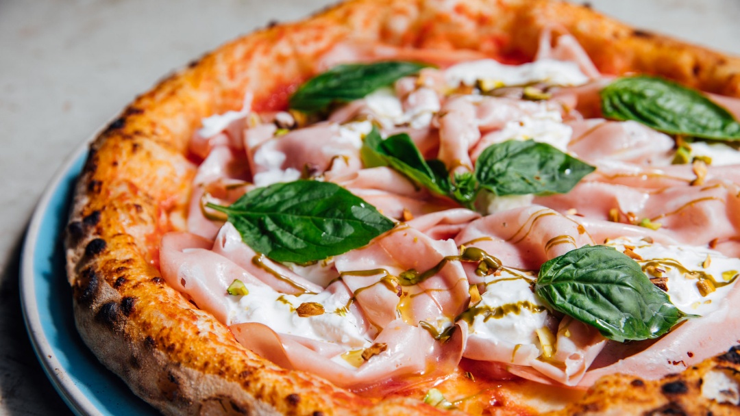 Bikin Ngiler, Berikut Rekomendasi Pizza di Messilia Cucina Italiana