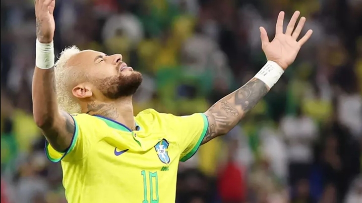 Neymar Capai Rekor Pele