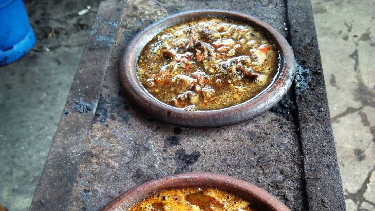 Sensasi Pedas Menyambar Berbahan Dasar Itik