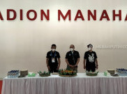 Diharapkan Tak Terjadi Klaster COVID-19, PT LIB Potong Nasi Tumpeng di Stadion Manahan