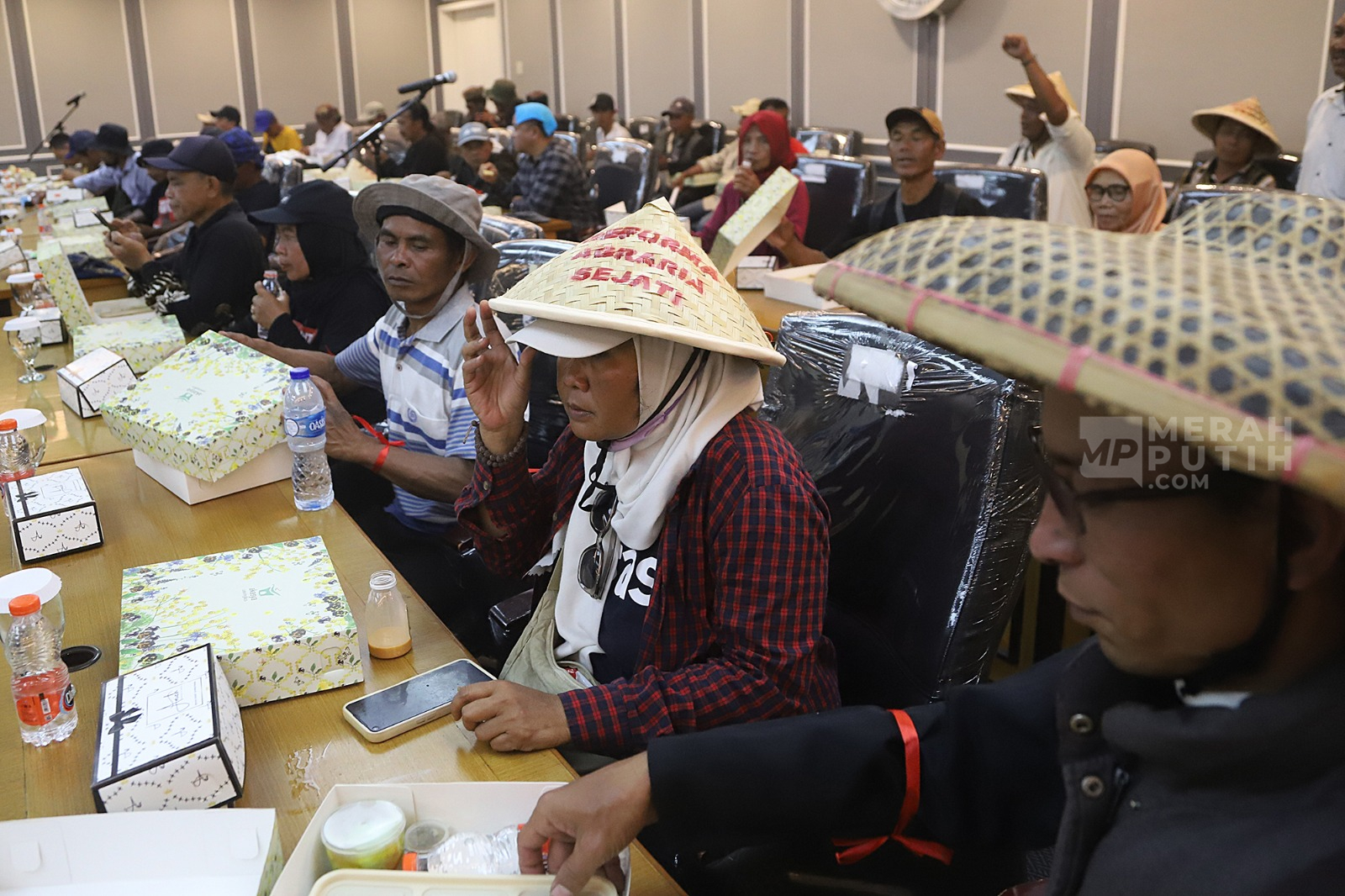 Audiensi Petani dengan DPR dan Pemerintah Bahas Reforma Agraria