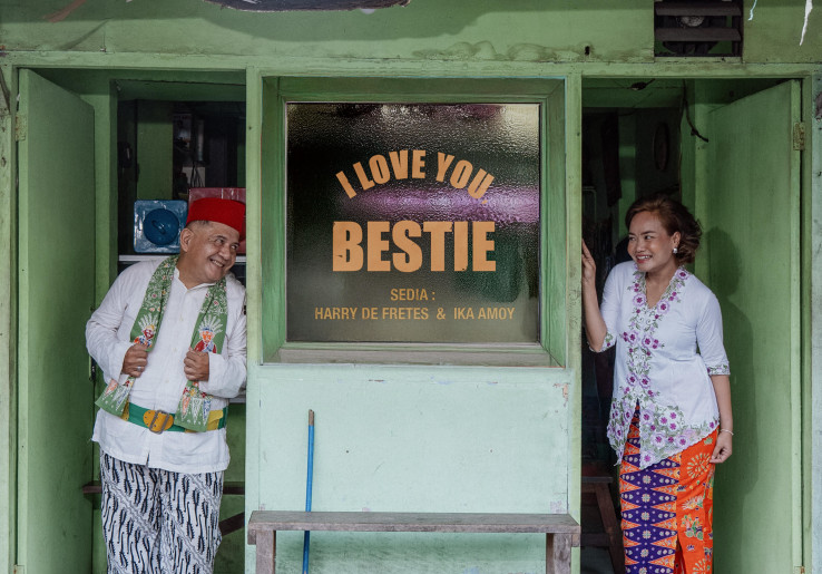 Harry De Fretes Gandeng Ika Amoy di Single Baru 'I Love You, Bestie'