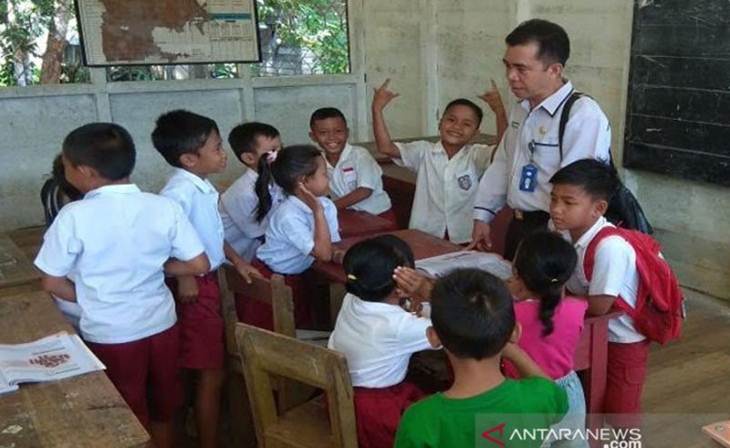 Sekolah Dinilai Belum Aman, PKS: Siswa Sulit Lakukan Physical Distancing