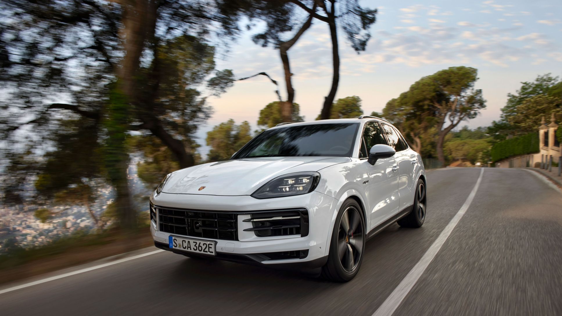 Porsche akan Pertahankan Mesin V8 di Cayenne hingga 2030