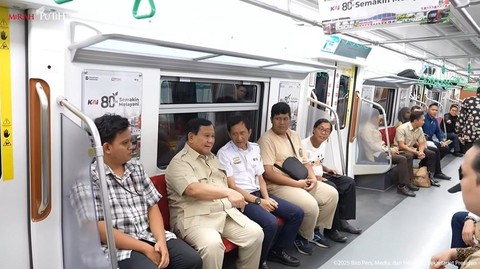 Stasiun Tanah Abang Baru Berkapasitas 308 Ribu Penumpang, Presiden Prabowo Pastikan Frekuensi Perjalanan KRL Ditambah