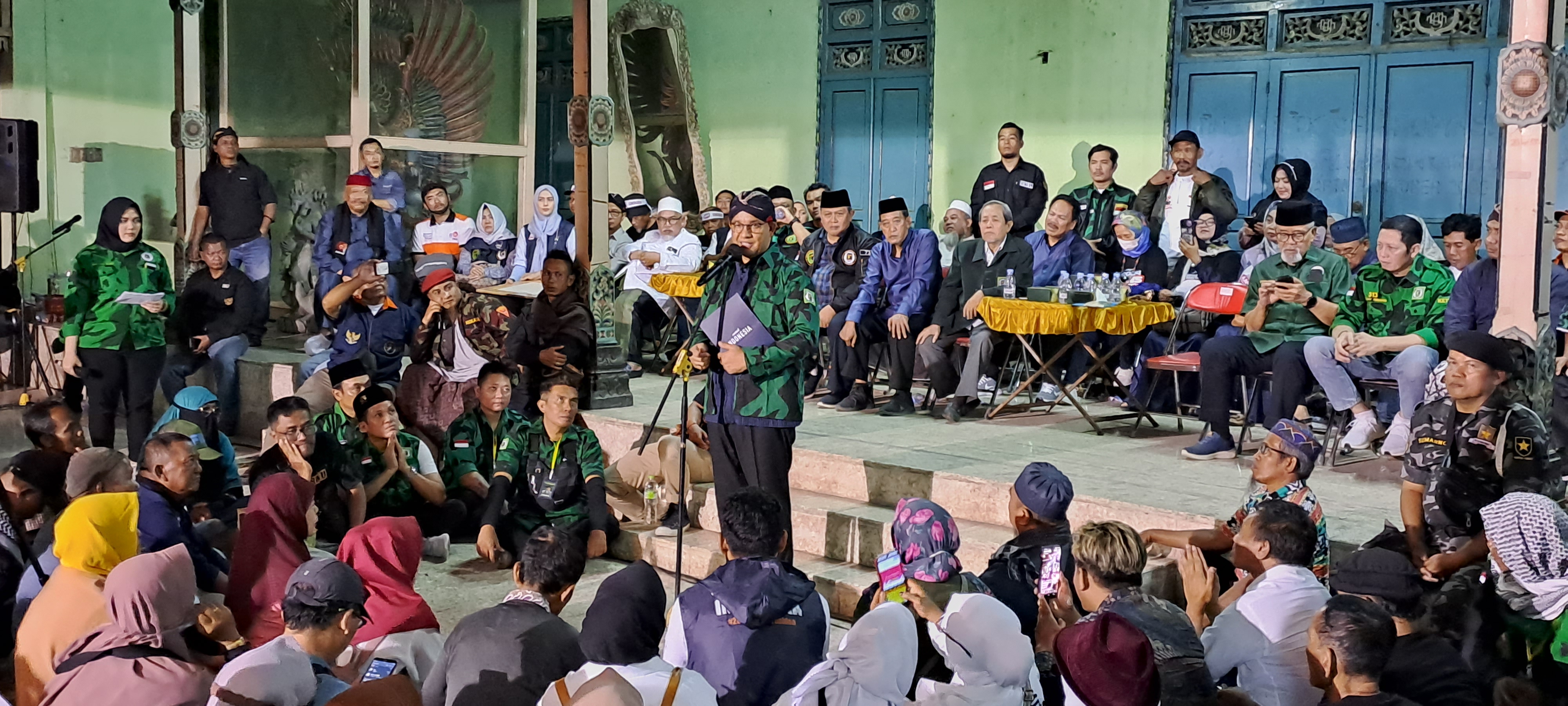 PAN dan Golkar Merapat ke Prabowo, Anies: Bismillah Jalan Terus
