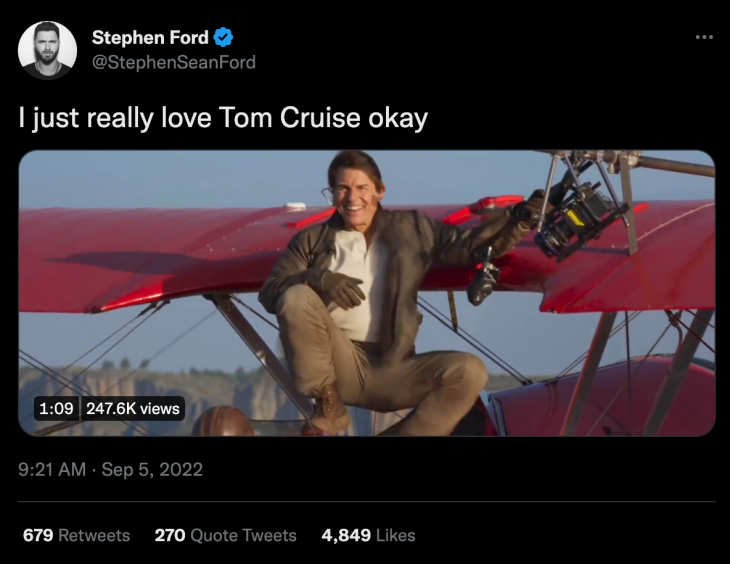 ‘Top Gun: Maverick’ Sukses Besar, Tom Cruise Ucapkan Terima Kasih sembari Terjun Bebas
