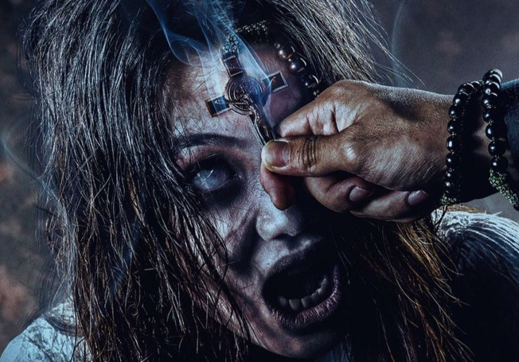Film Pertama Romo Katolik Pengusir Iblis Meledak, Kuasa Gelap 2 Pertahankan Tim Lama