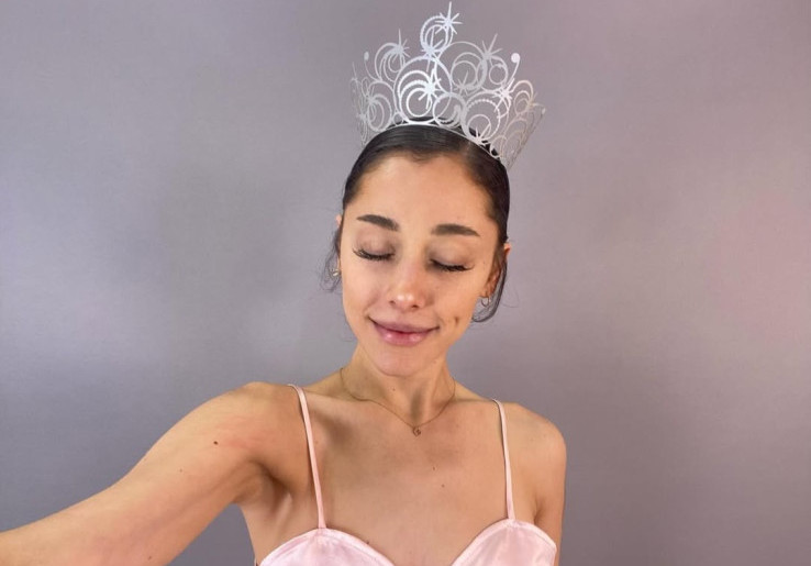 Album 'Eternal Sunshine Deluxe: Brighter Days Ahead' Milik Ariana Grande Masuk Chart Billboard 200