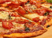 Cara yang Benar Makan Pizza
