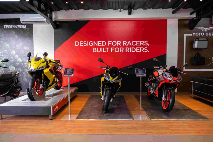 Piaggio Indonesia Buka Dealer Premium Motoplex di Bali