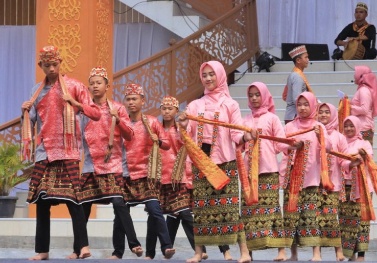 Mencari Jodoh Lewat Tari Nyambai, Tarian Adat Masyarakat Pesisir Lampung