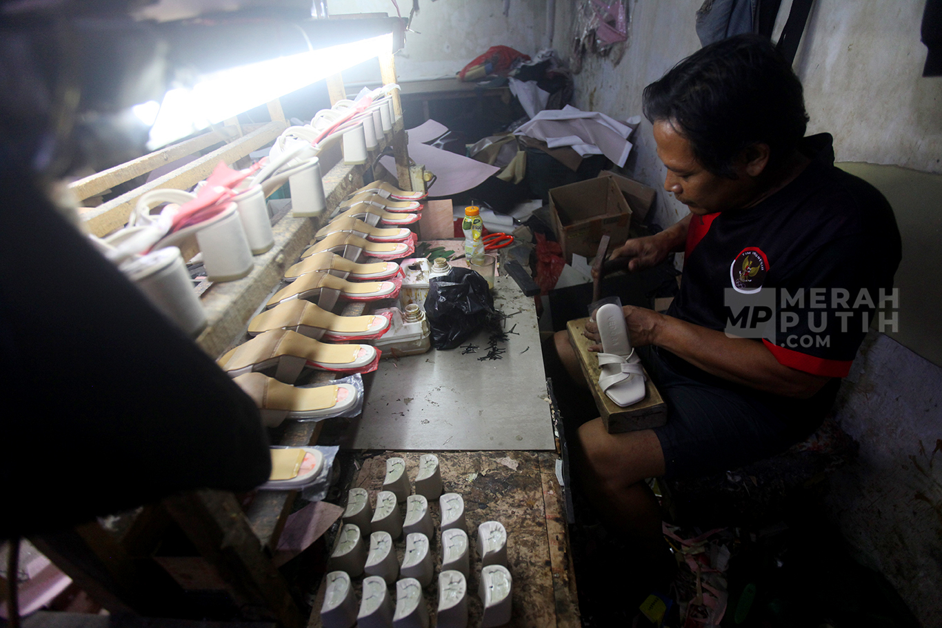  Industri Rumahan Sepatu Wanita OB Shoes Terpukul, Omzet Anjlok hingga 70 Persen