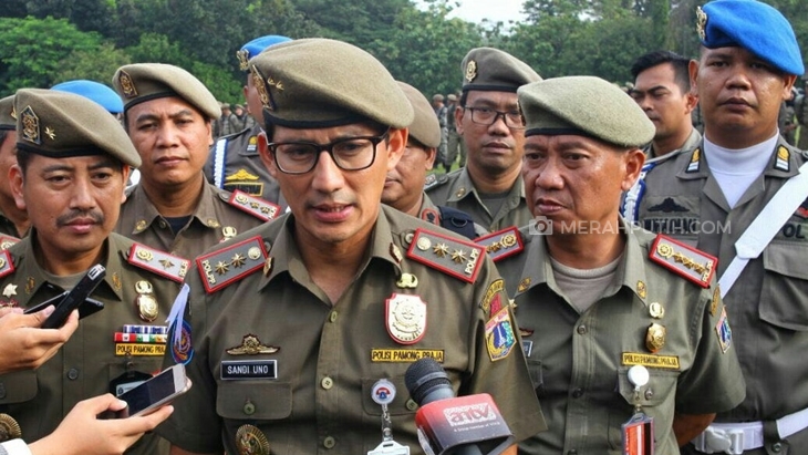 Sandiaga Serahkan Kasus Pemukulan Satpol PP ke Polisi