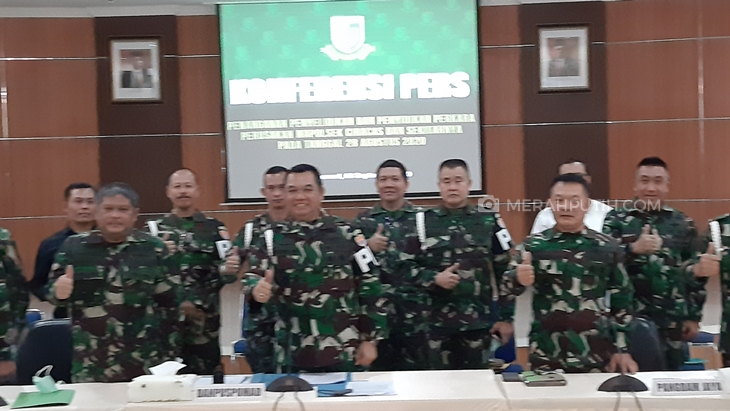 Konferensi pers kondisi korban penyerangan TNI di Polsek Ciracas, di Markas Puspom TNI AD, Jakarta Pusat, Kamis (3/9). (MP/Kanugrahan)