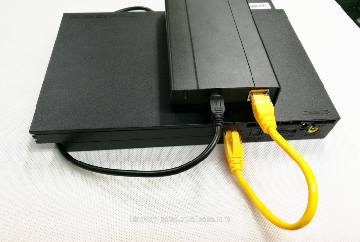 Banyak fitur daring yang bisa digunakan jika PS2 terhubung dengan adapter internet (Foto: Alibaba @Kingway INdustry CO., Ltd.)