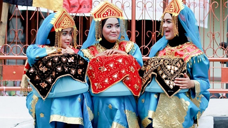 Adat Bundo Kanduang dalam Sistem Matrilineal Budaya Minangkabau