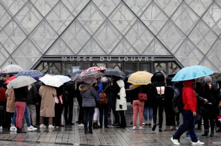 Museum Louvre di Paris Tutup akibat Pegawai Takut Penyebaran Virus Corona