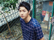 Song Joong Ki Hadiri Pernikahan Salah Satu Staf 'Descendants Of The Sun'