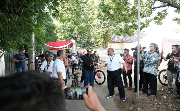 Jokowi Tak Konsisten dalam Relaksasi DNI, Gerindra: Jangan Dijadikan Buat Pencitraan