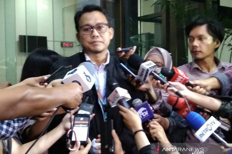 Plt Juru Bicara KPK Ali Fikri di gedung KPK, Jakarta, Kamis (6/2/2020). (Antara/Benardy Ferdiansyah)