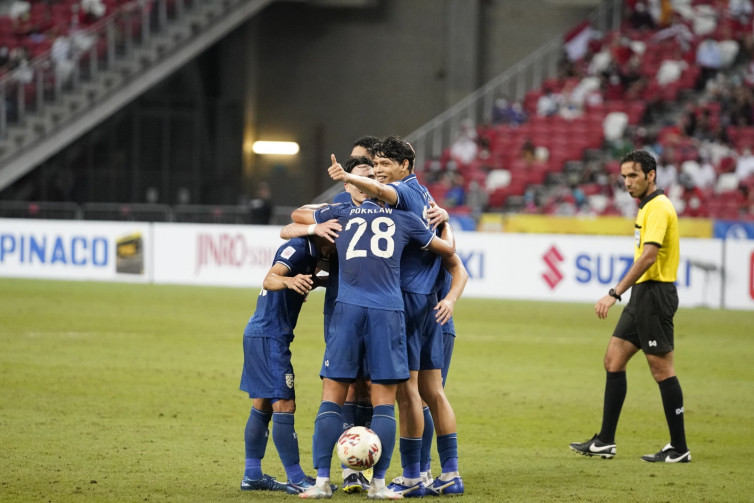 Para pemain Thailand merayakan gol ke gawang Timnas Indonesia. (AFF)