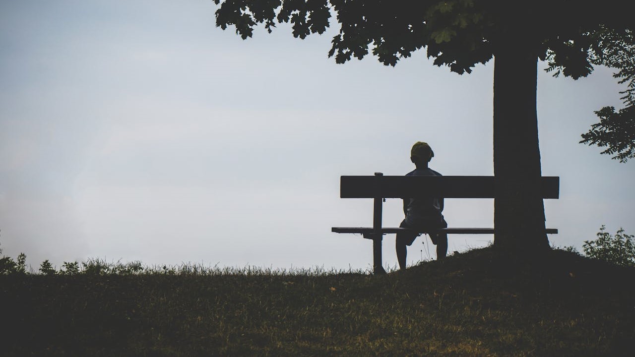 Lebih Suka Menyendiri, Ini 5 Tanda Kalau Kamu Introvert