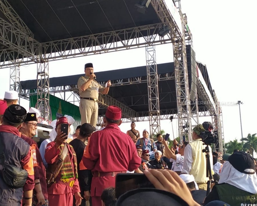 Hadiri Reuni 212 Pakai Baju Dinas, Anies Tidak Langgar Aturan