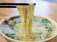 Bukan Hanya Mie Instan, Ini Makanan yang Bisa Dibawa Backpacker