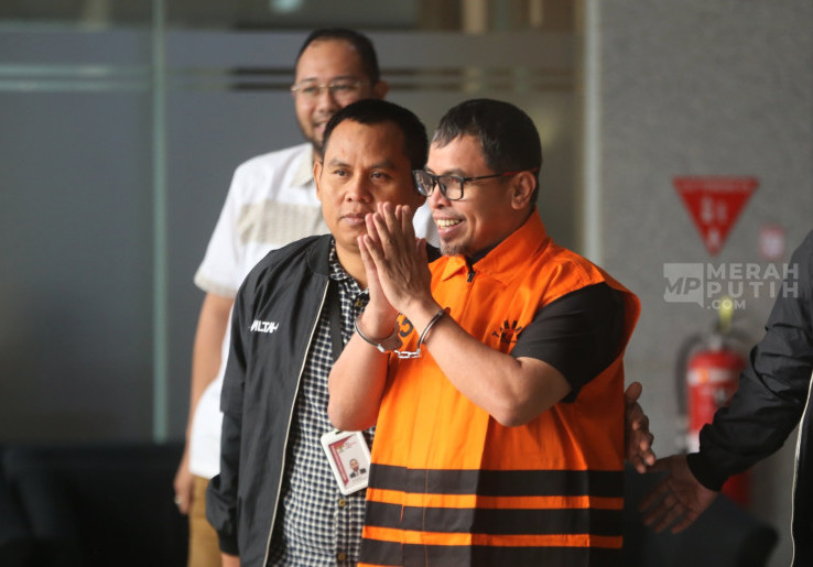 Bupati Bolmut Sirajudin Lasena Diduga Terima Gratifikasi Rp 11,14 Miliar