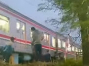 KRL Manggarai - Bogor Tertemper Mobil di Cilebut, Sejumlah Perjalanan Terpaksa Dialihkan