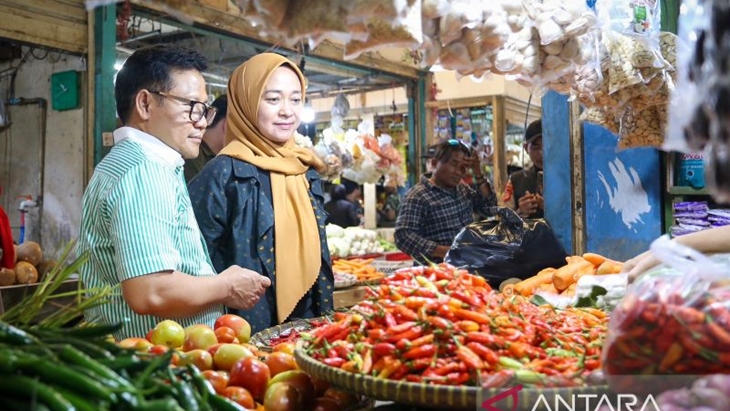 Cak Imin Blusukan Cek Harga-Harga Kebutuhan Pokok ke Pasar Tradisional