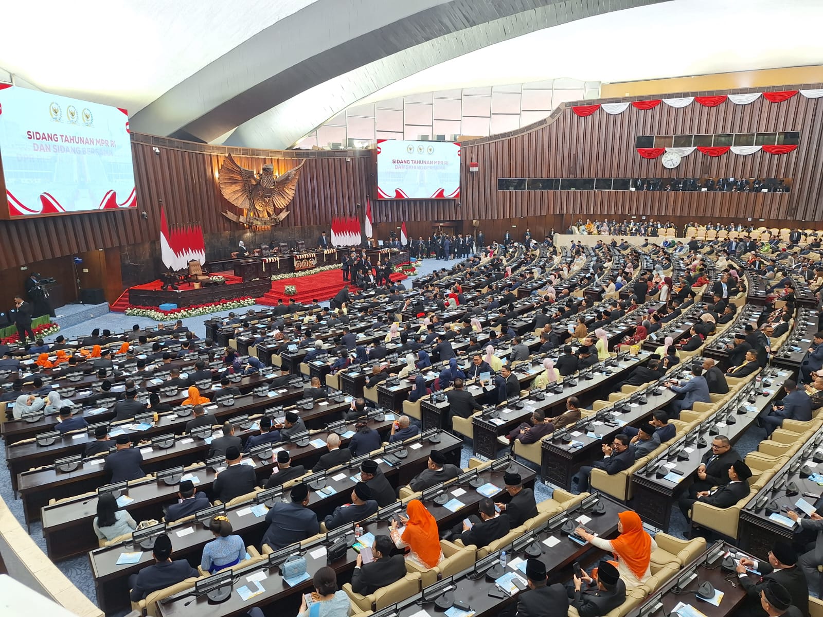Tiba di Sidang Tahunan, Presiden Disambut Ketua MPR dan DPD