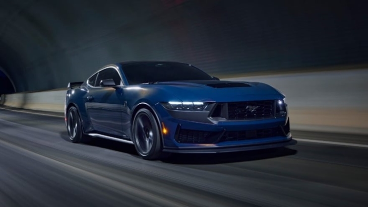 Ford Mustang Edisi Dark Horse, untuk Performa Sirkuit 