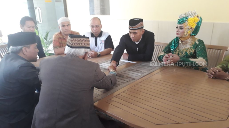 Ternyata Ini Alasan Ibunda Tak Restui Pasangan yang Nikah di Kantor Polisi