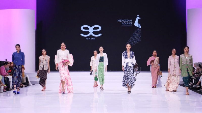 Kolaborasi ENDE dan Menggah Agung Lahirkan Koleksi Tas 'Es Tjampoer'