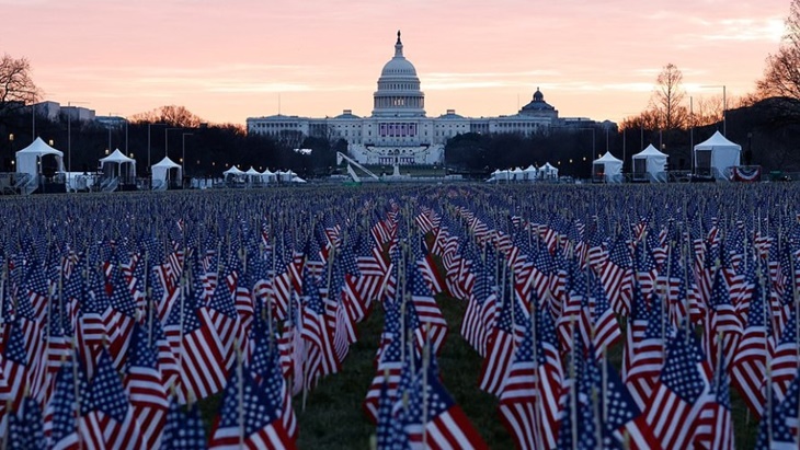 200 Ribu Bendera Hiasi Hari Pelantikan Joe Biden dan Kamala Harris