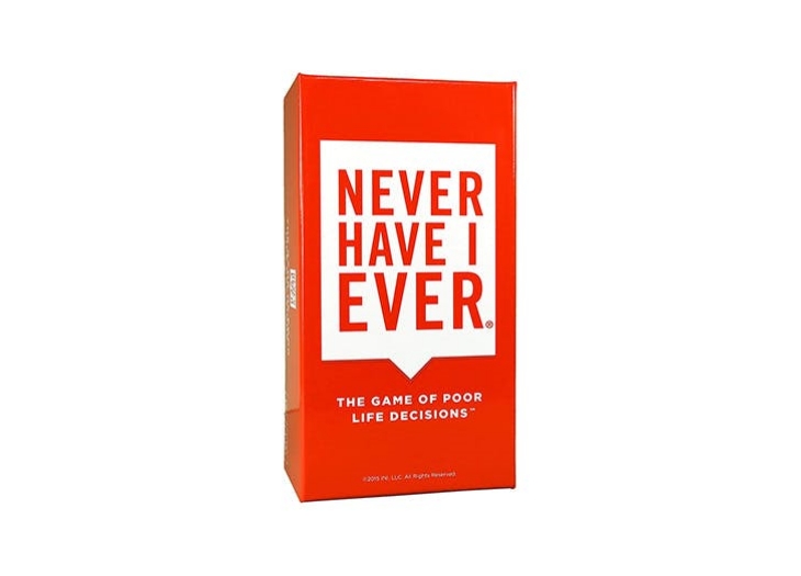 kartu Never Have I Ever bisa dimainkan untuk seru-seruan bersama teman. (Foto: purewow.com)