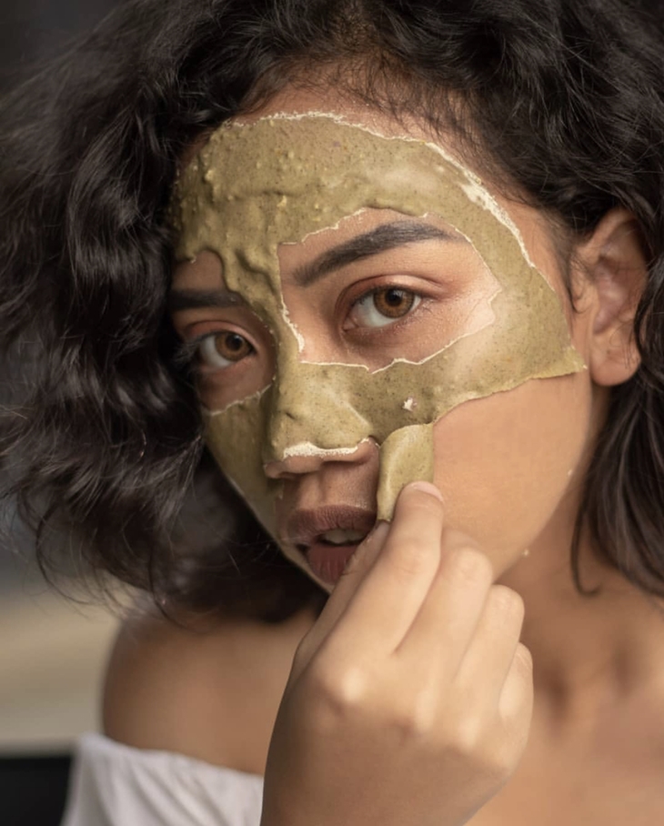 Trivia3_ Gunakan masker _ krim mengandung eksfoliasi_ foto by instagram eveningco
