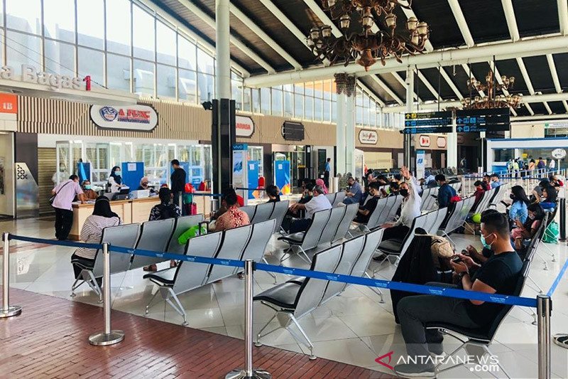 Cegah COVID-19 Varian Omicron, Pemerintah Tutup Pintu Bagi Warga Negara Afrika