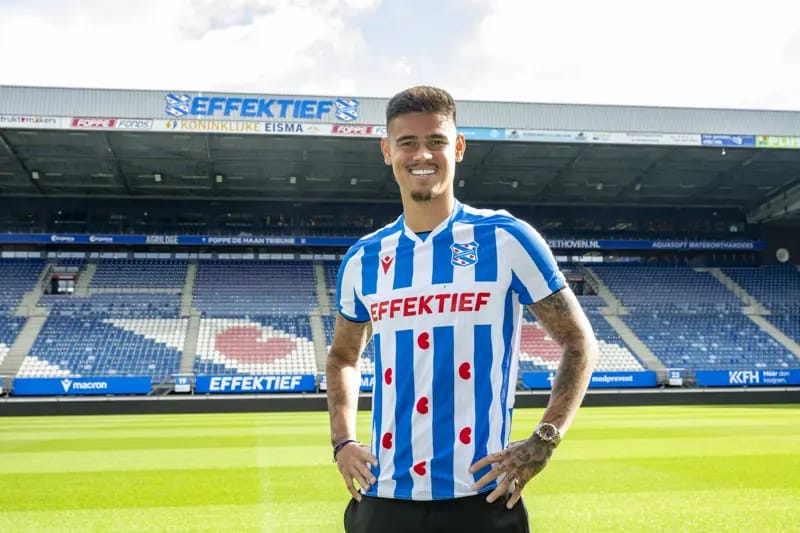 Tak Berpikir Dua Kali! Mees Hilgers Ungkap Alasan Cepat Sepakat Gabung SC Heerenveen