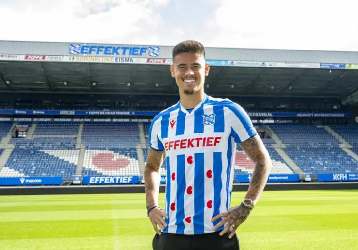 Tak Berpikir Dua Kali! Mees Hilgers Ungkap Alasan Cepat Sepakat Gabung SC Heerenveen